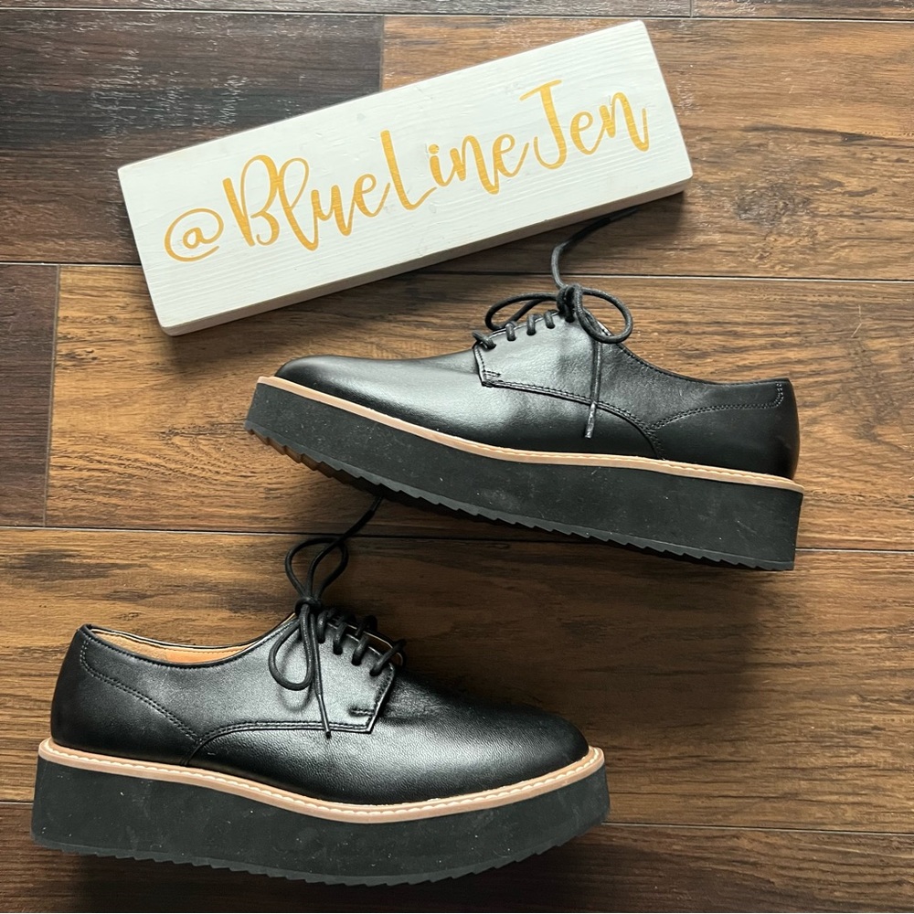 Lisa Vicky Platform Loafers NWOT